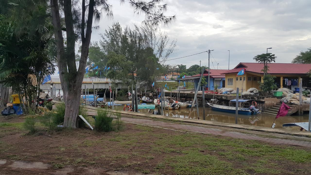 Melaka Beachfront Villa With Pool 외부 사진