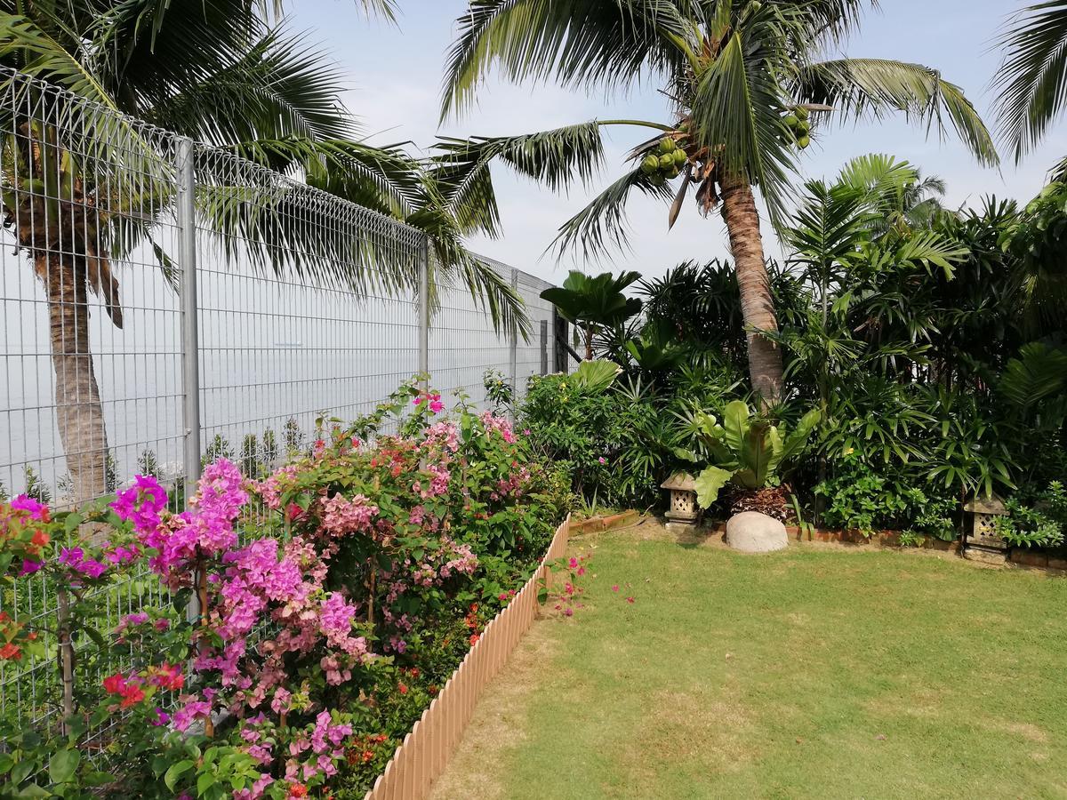 Melaka Beachfront Villa With Pool 외부 사진