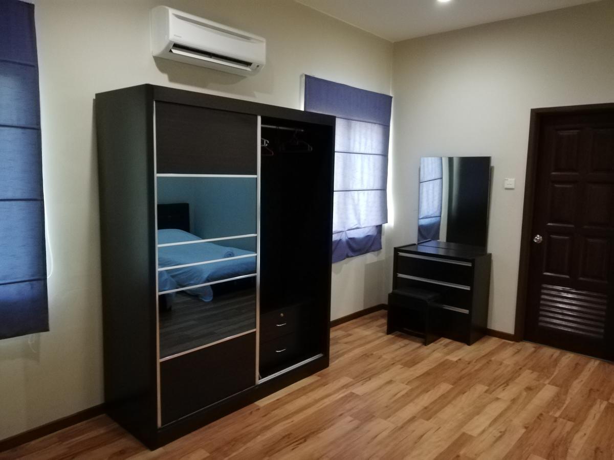 Melaka Beachfront Villa With Pool 외부 사진